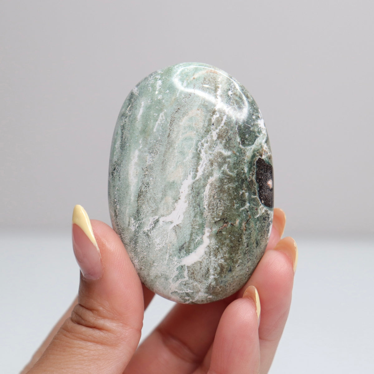 Green Sardonyx Palm Stone 6