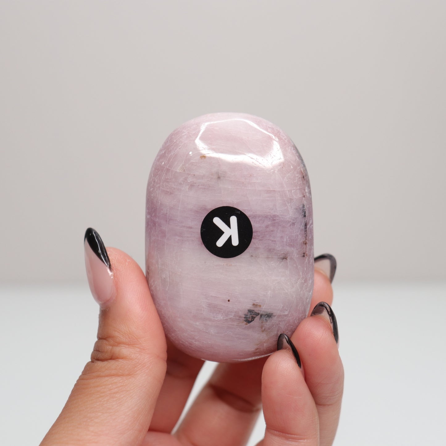 Kunzite Palm Stone | K