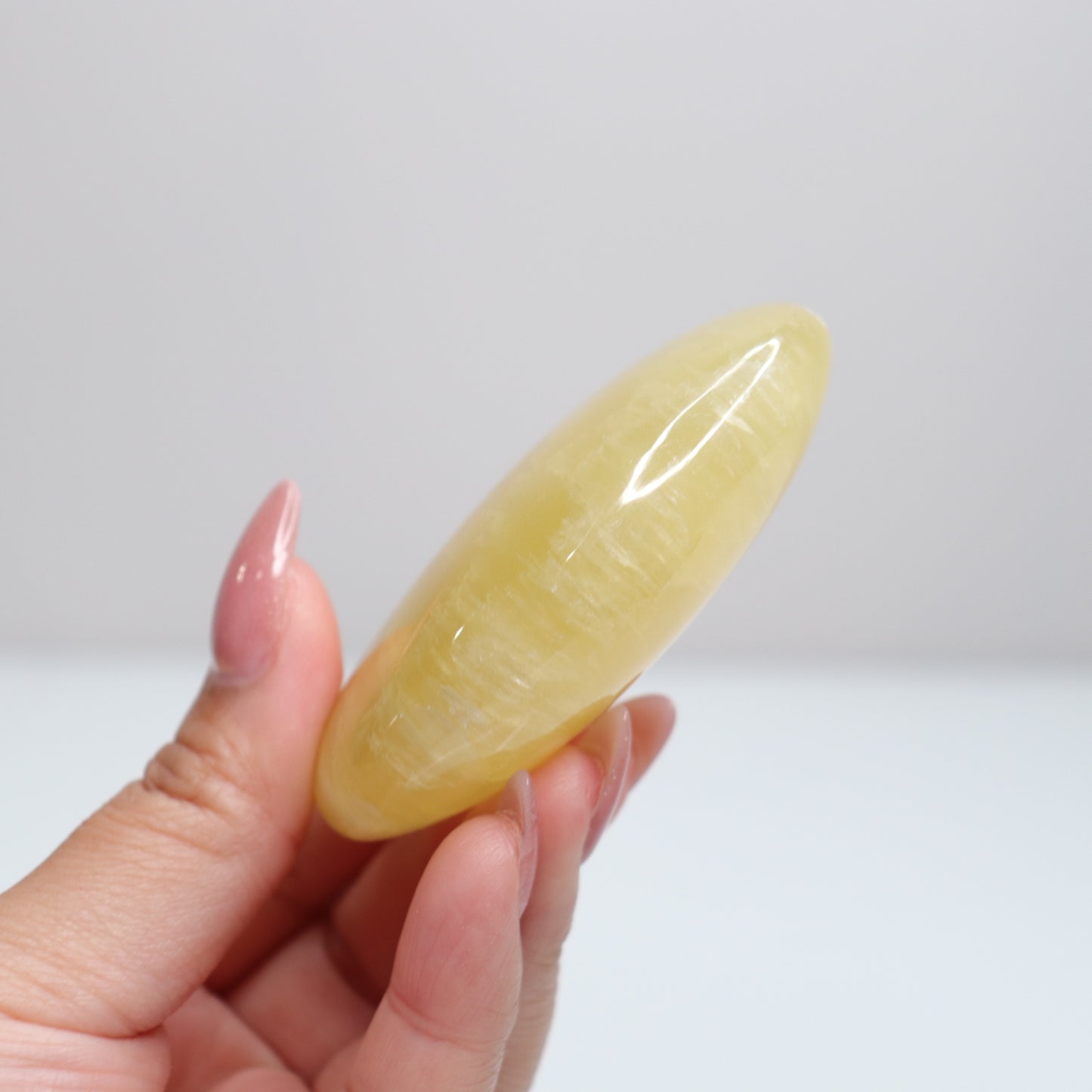 Lemon Calcite Palm Stone | 57