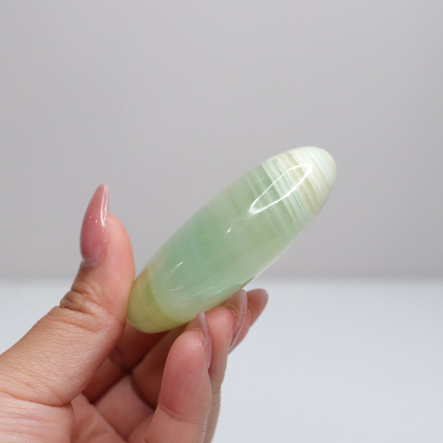 Pistachio Calcite Palm Stone | 86