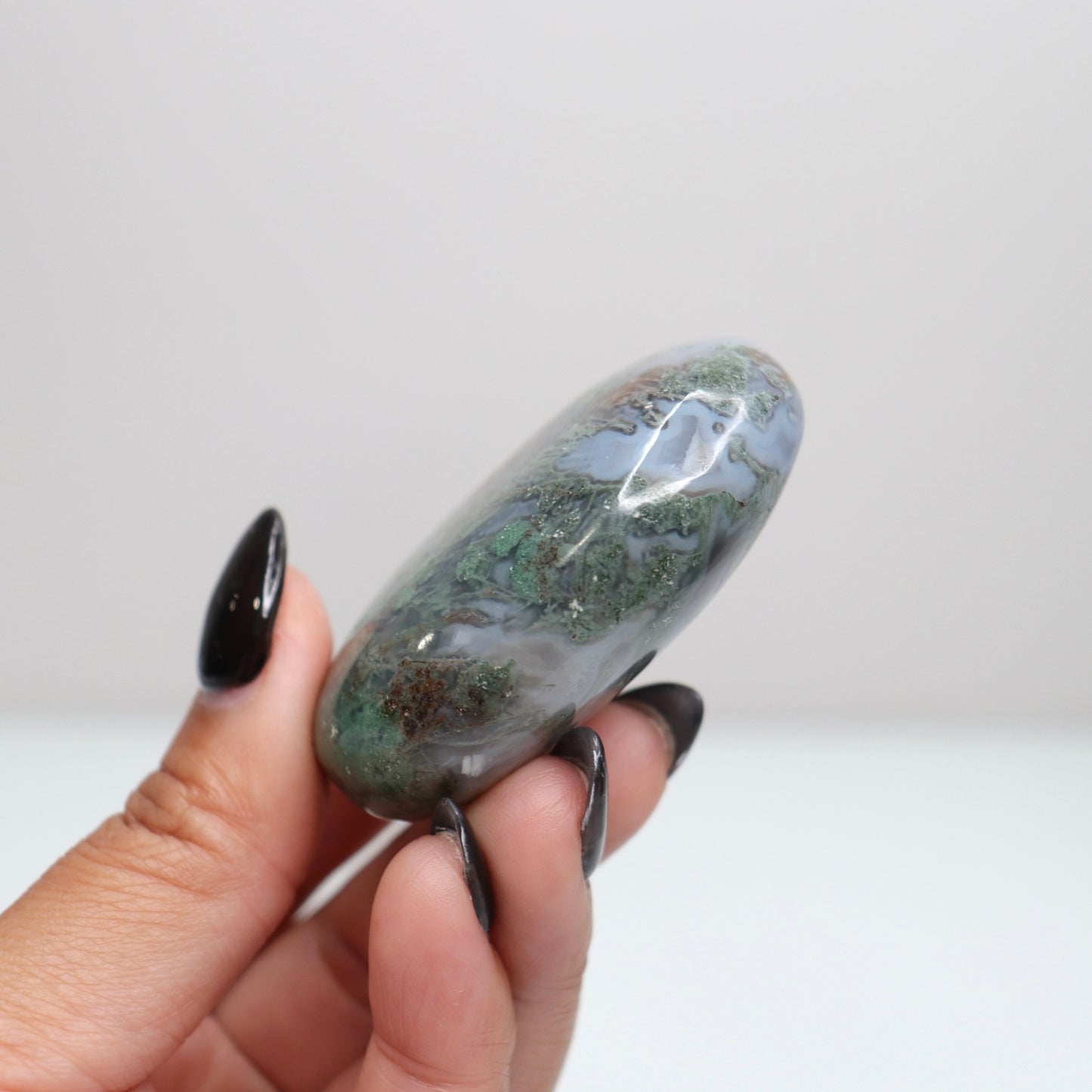 Moss Agate Palm Stone 32