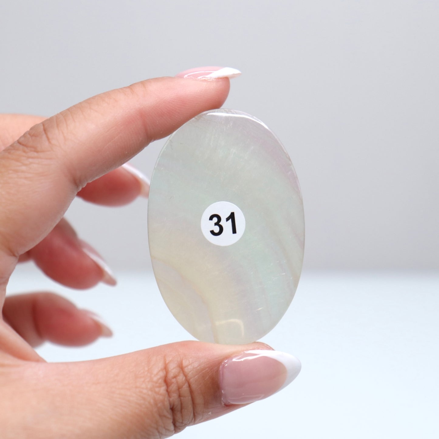 Fluorite Palm Stone | 31