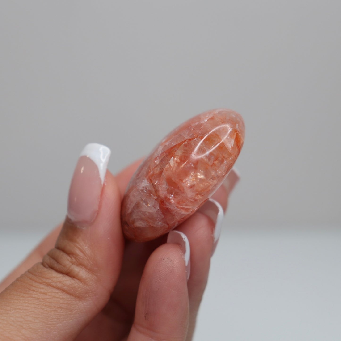 Hematoid Quartz Palm Stone | 7