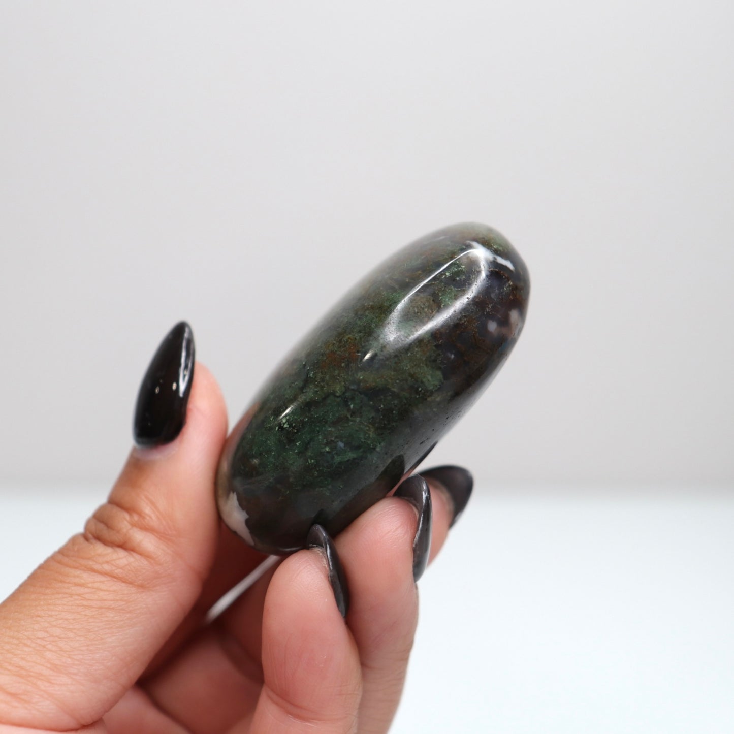 Moss Agate Palm Stone 33