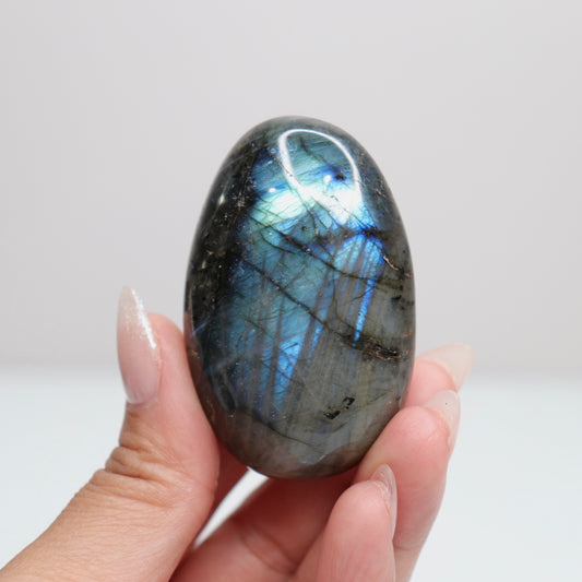 Labradorite Palm Stone 67