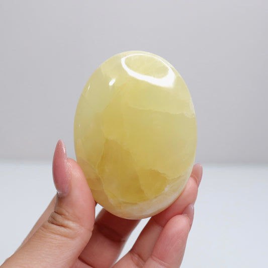 Lemon Calcite Palm Stone | 54