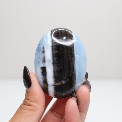 Blue Opal Palm Stone 43