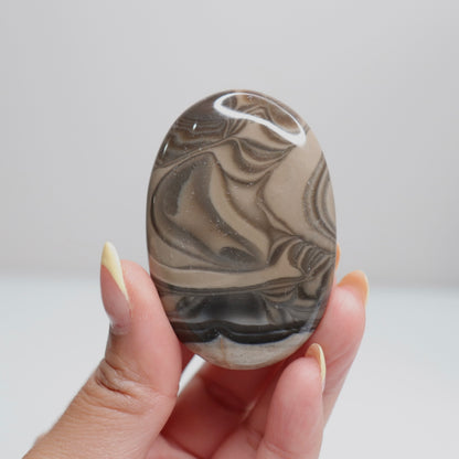 Flint Palm Stone 10