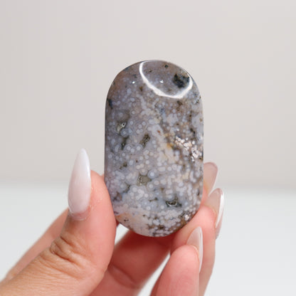 Sea Jasper Palm Stone | Q