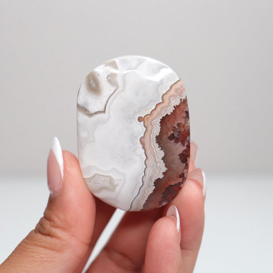 Mexican Lace Agate Palm Stone O