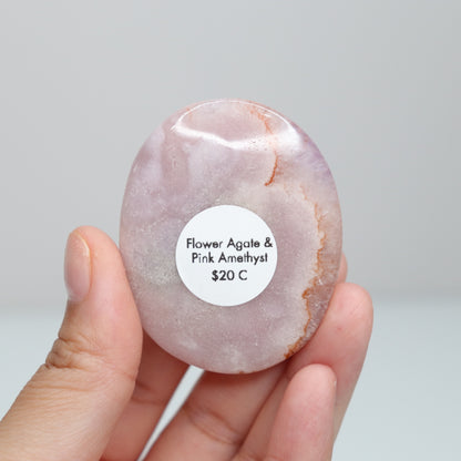 Flower Agate x Pink Amethyst Palm Stone | 1
