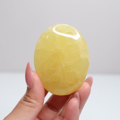 Lemon Calcite Palm Stone | 51