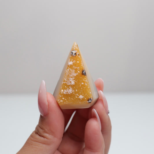 Druzy Agate Diamond 105
