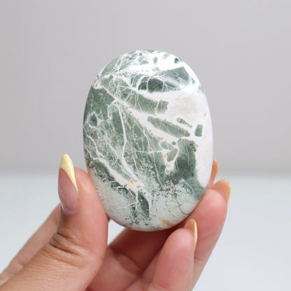 Green Sardonyx Palm Stone 8