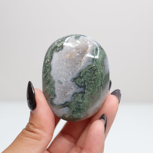 Moss Agate Palm Stone 25