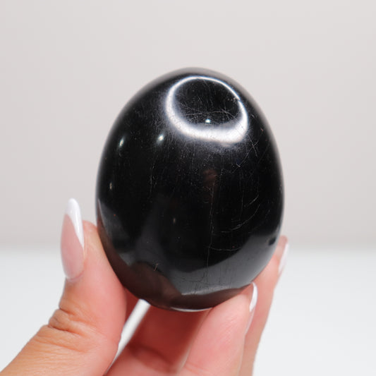 Black Tourmaline Palm Stone | C