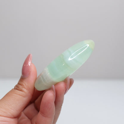Pistachio Calcite Palm Stone | 81