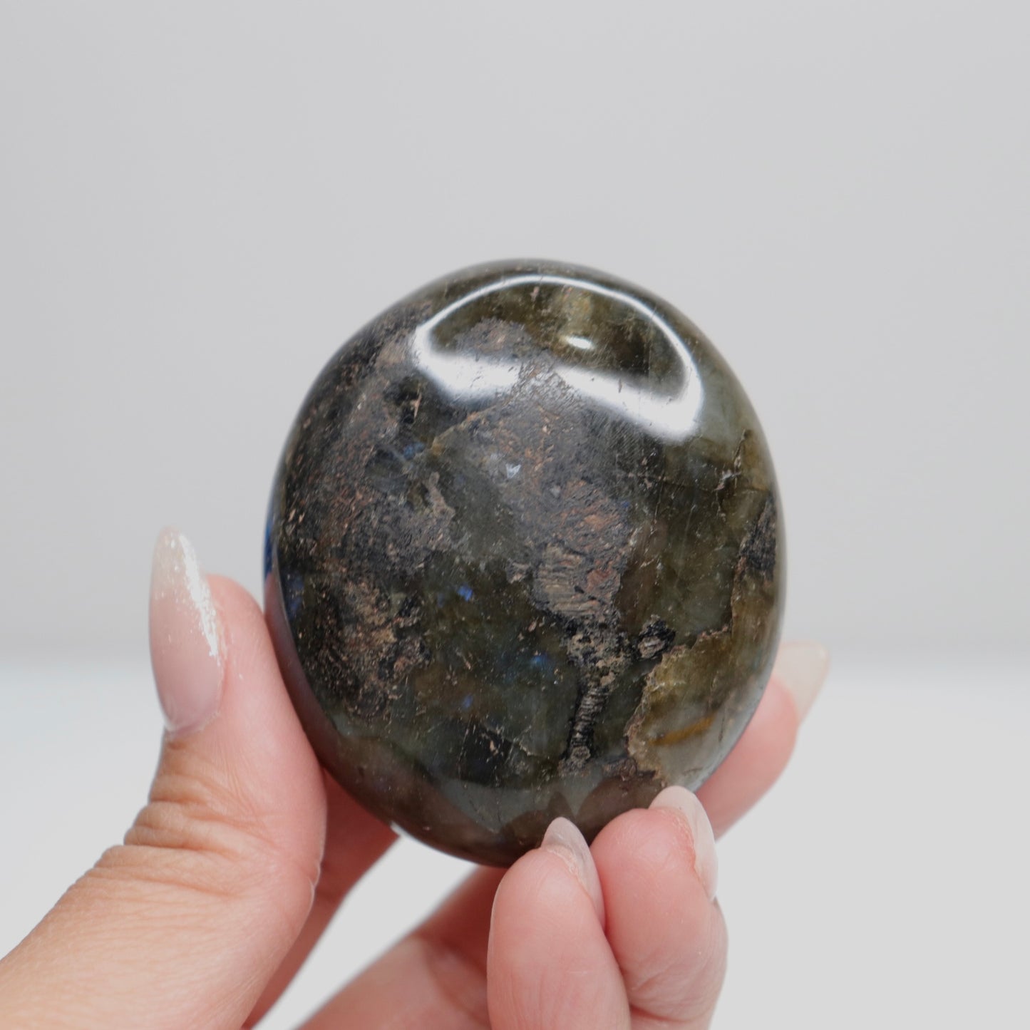 Labradorite Palm Stone 74