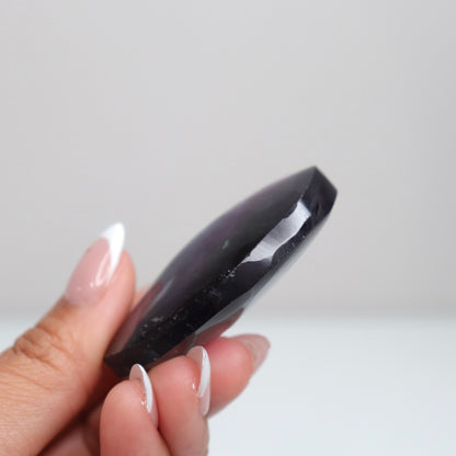 Fluorite Diamond Palm Stone 10
