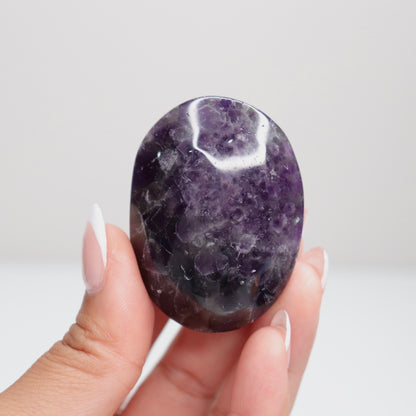 Dream Amethyst Palm Stone L