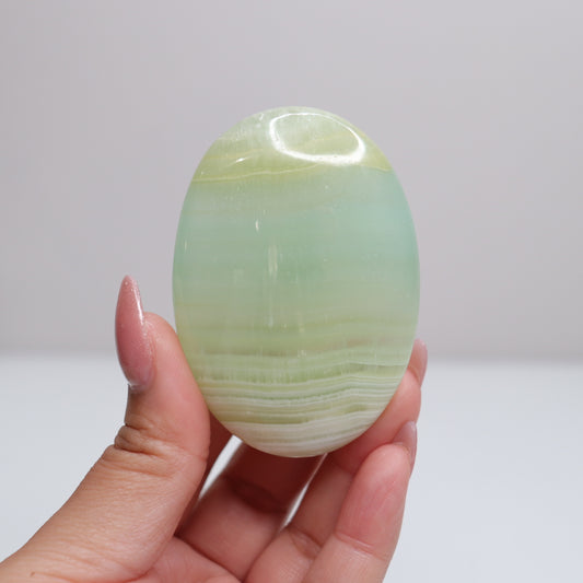 Pistachio Calcite Palm Stone | 84