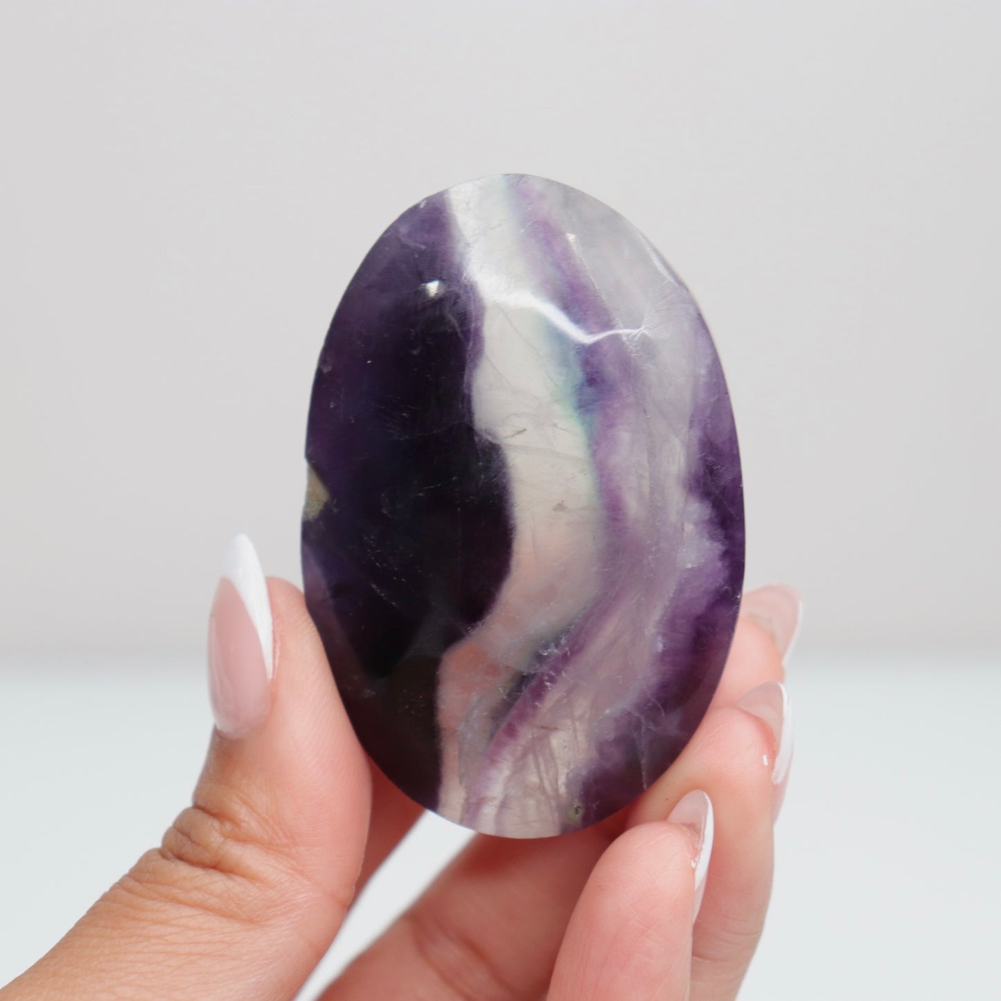 Fluorite Diamond Palm Stone 8*