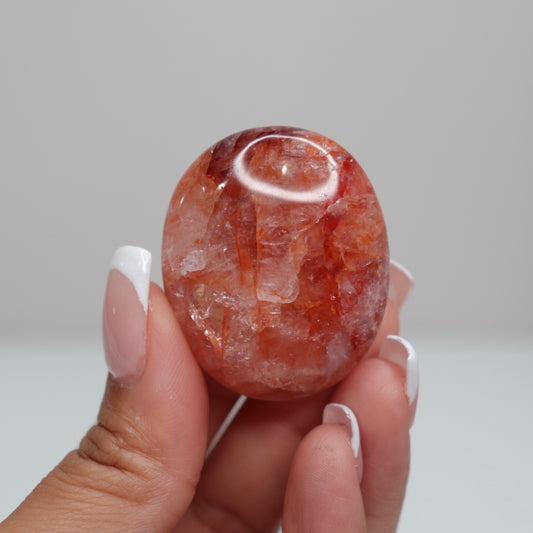 Hematoid Quartz Palm Stone | 7