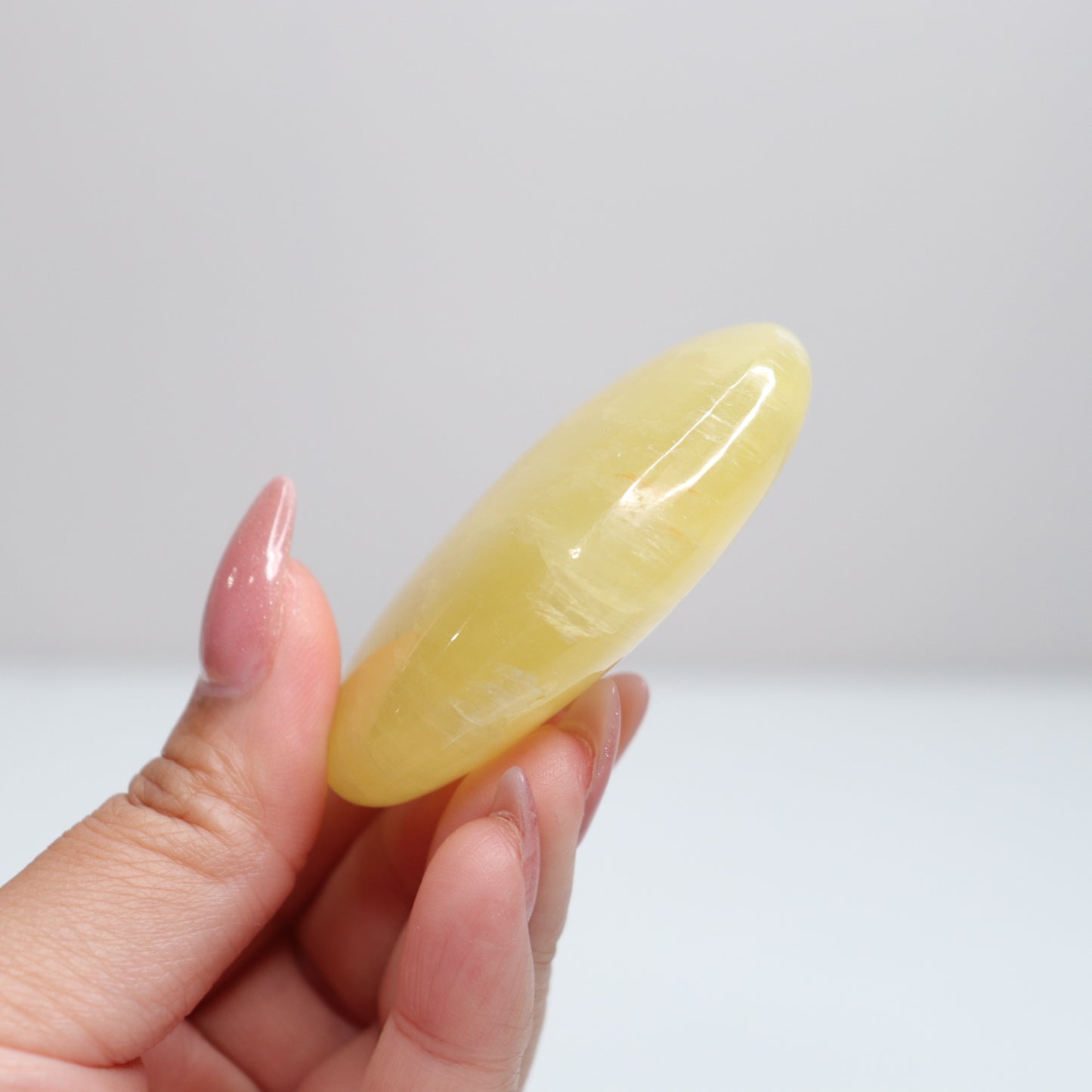 Lemon Calcite Palm Stone | 51