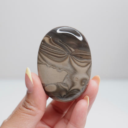Flint Palm Stone 16