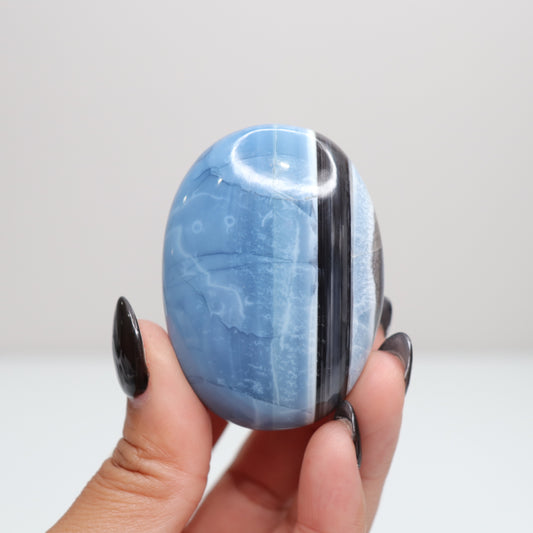 Blue Opal Palm Stone 42