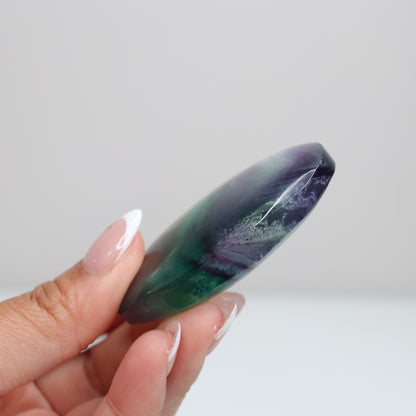 Fluorite Diamond Palm Stone 12