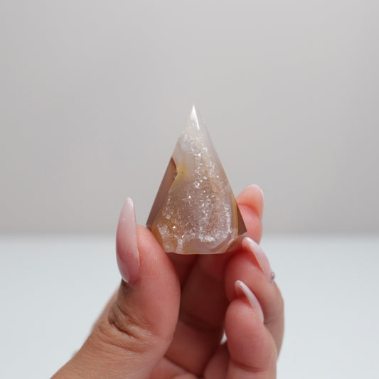Druzy Agate Diamond 102