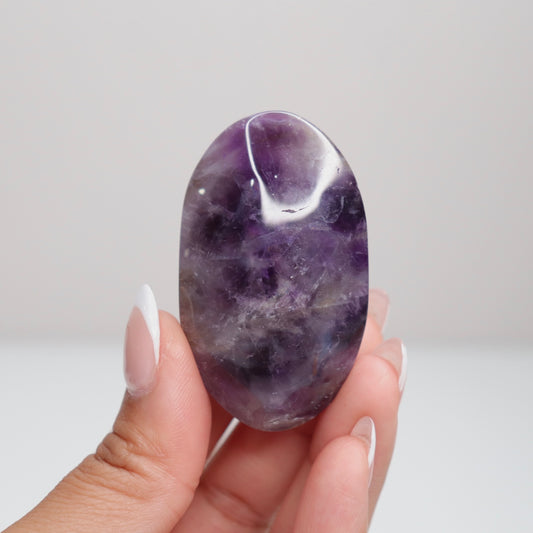 Dream Amethyst Palm Stone E