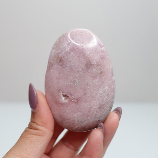 Pink Amethyst Palm Stone | 36