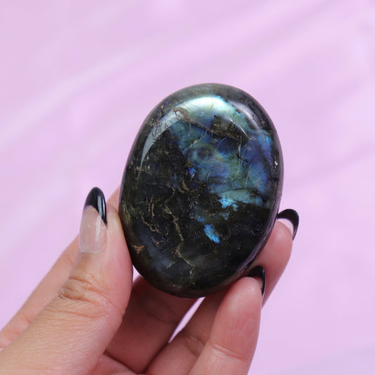 Labradorite Palm Stone | 16
