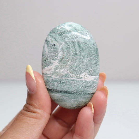 Green Sardonyx Palm Stone 2