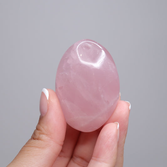 Rose Quartz Palm Stone | 1