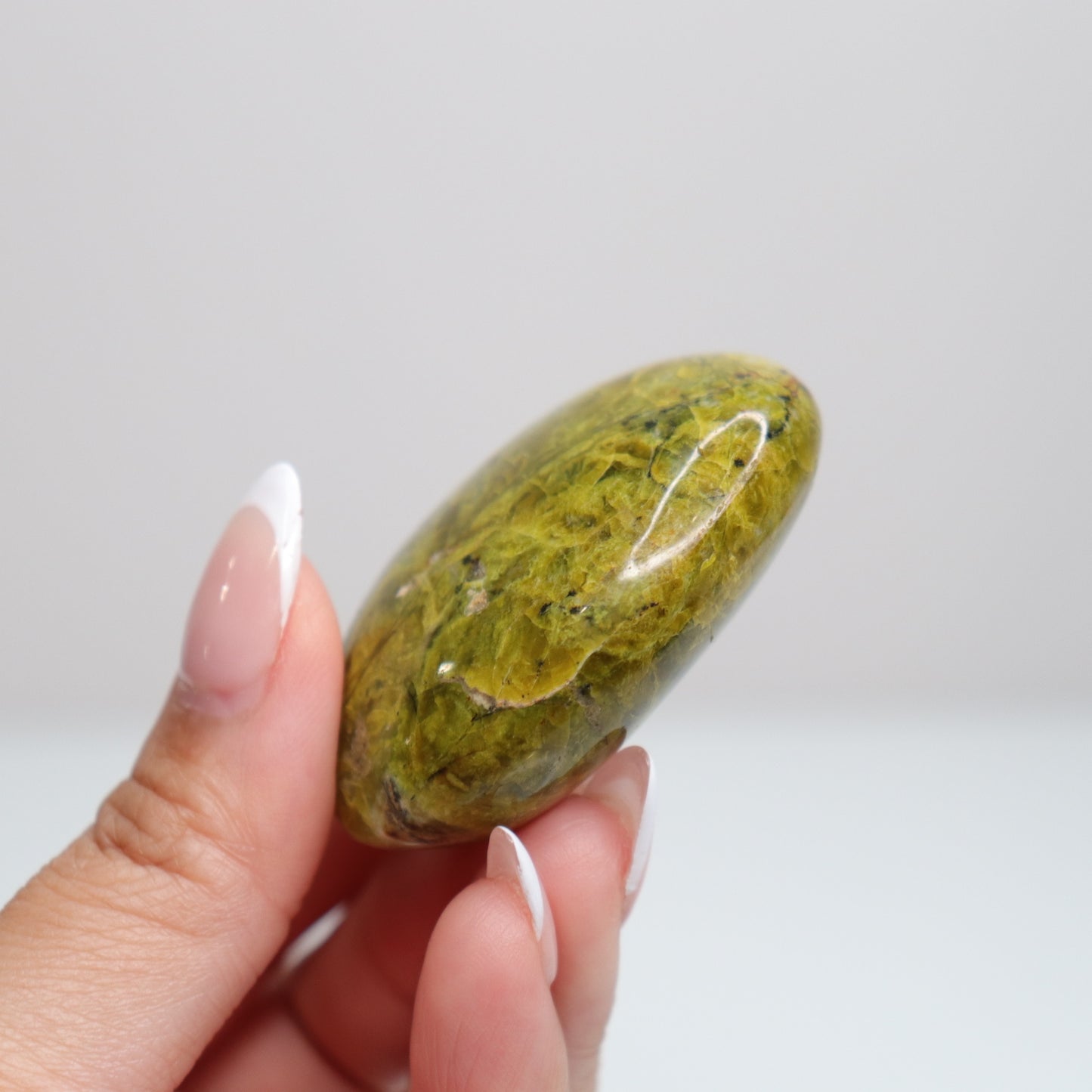 Green Opal Palm Stone 44