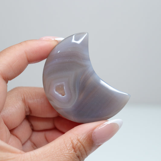 Druzy Agate Moon 33
