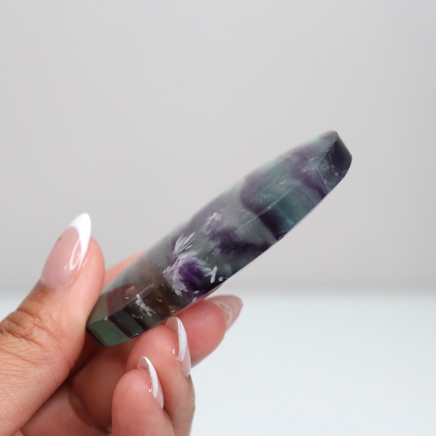 Fluorite Diamond Palm Stone 11*