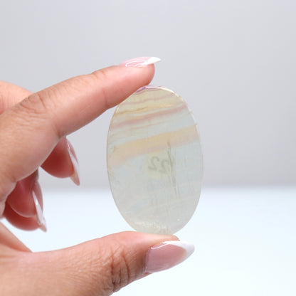 Fluorite Palm Stone | 22
