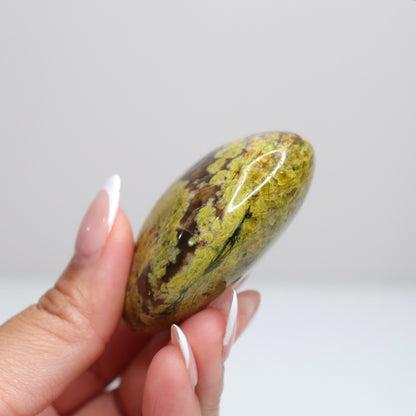 Green Opal Palm Stone 50