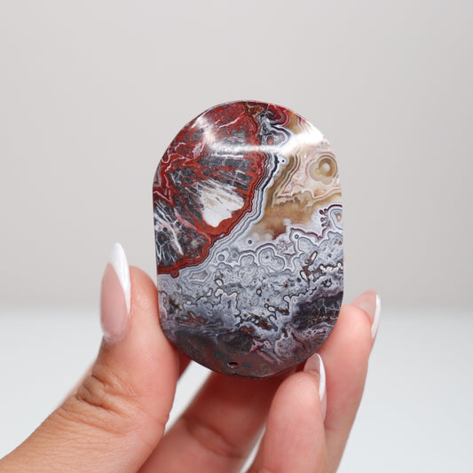 Mexican Lace Agate Palm Stone T