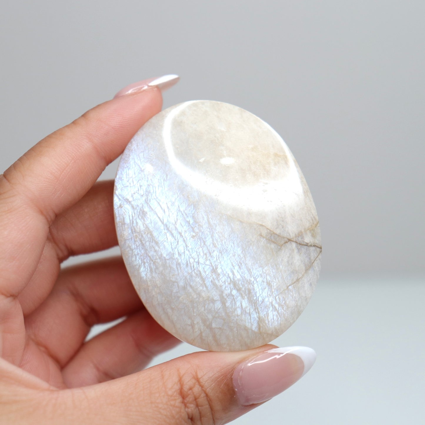 Moonstone Palm Stone G