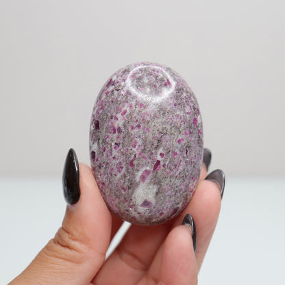 Ruby Albite Palm Stone 51