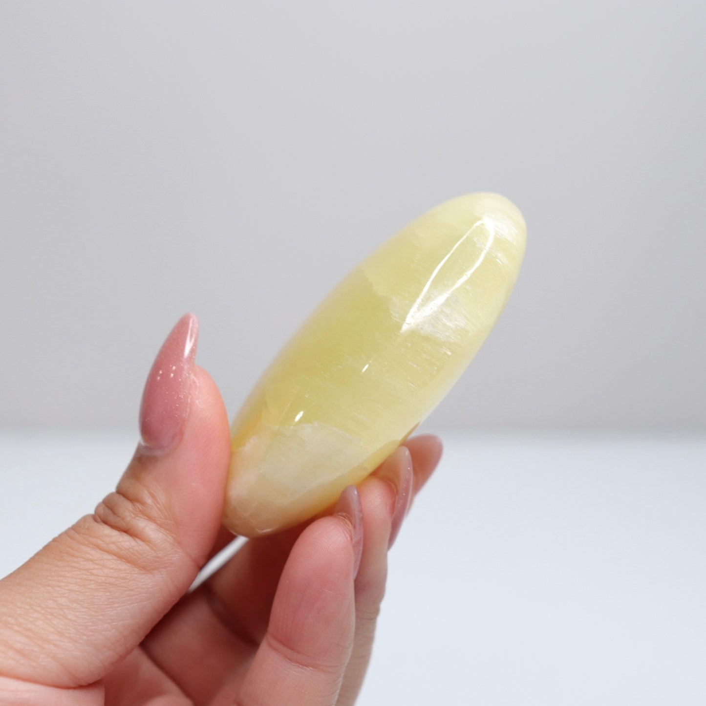 Lemon Calcite Palm Stone | 54