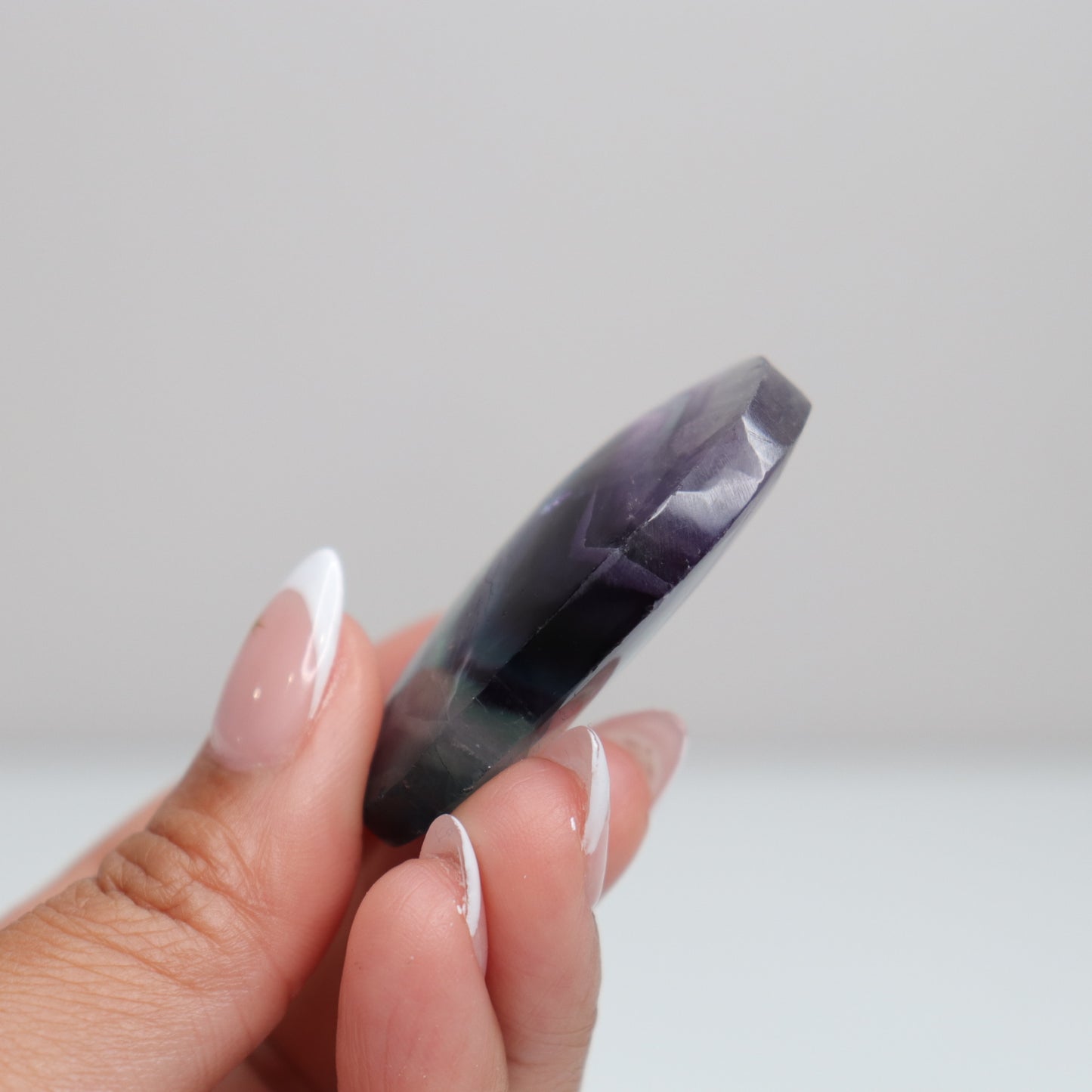 Fluorite Diamond Palm Stone 15
