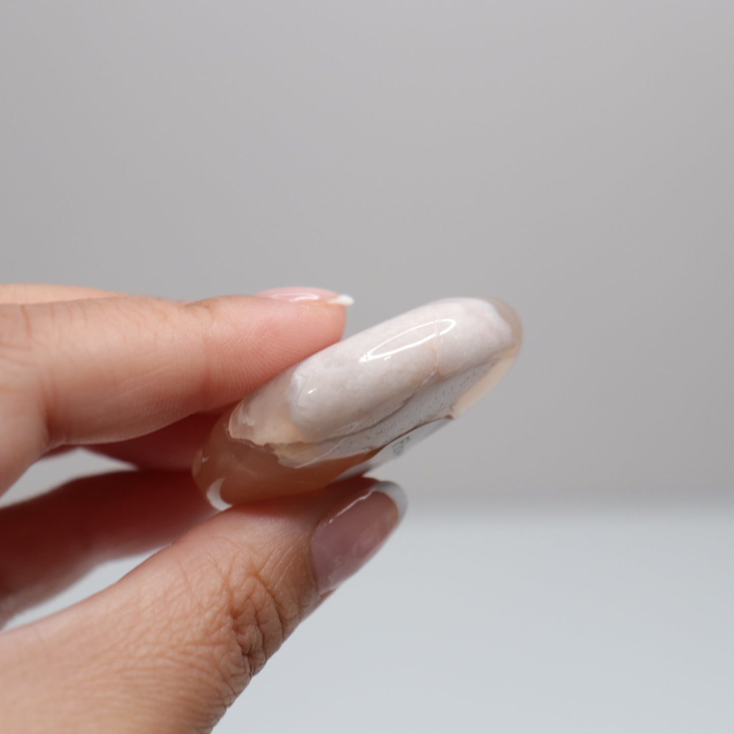Flower Agate Round Palm | 22