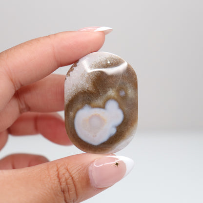 Mexican Lace Agate Palm Stone D