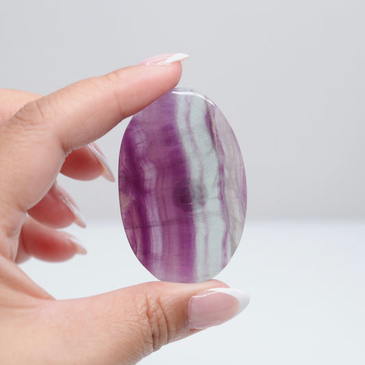 Fluorite Palm Stone | 33